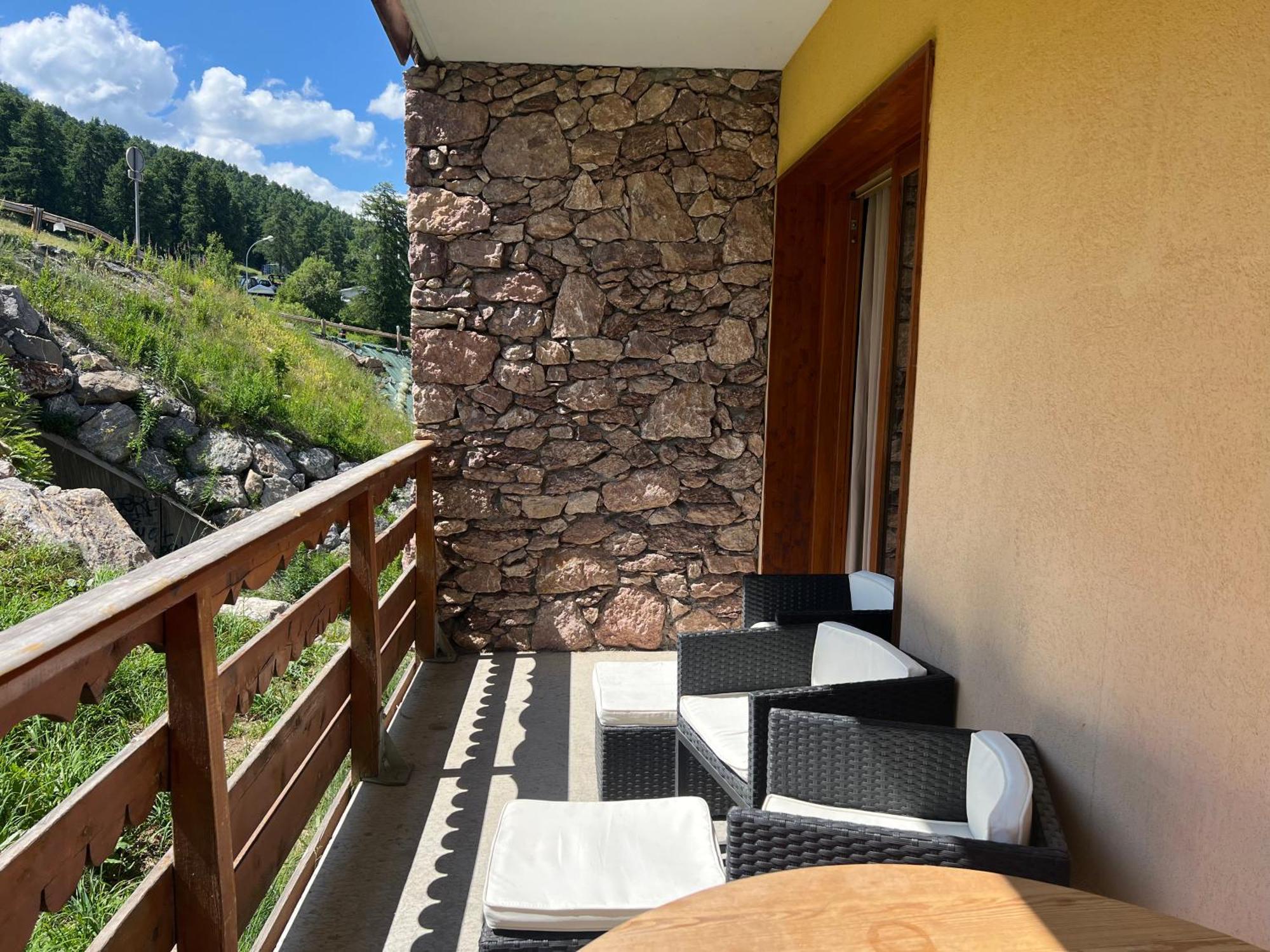 Risoulski Antares - Piscine Et Sauna Apartment