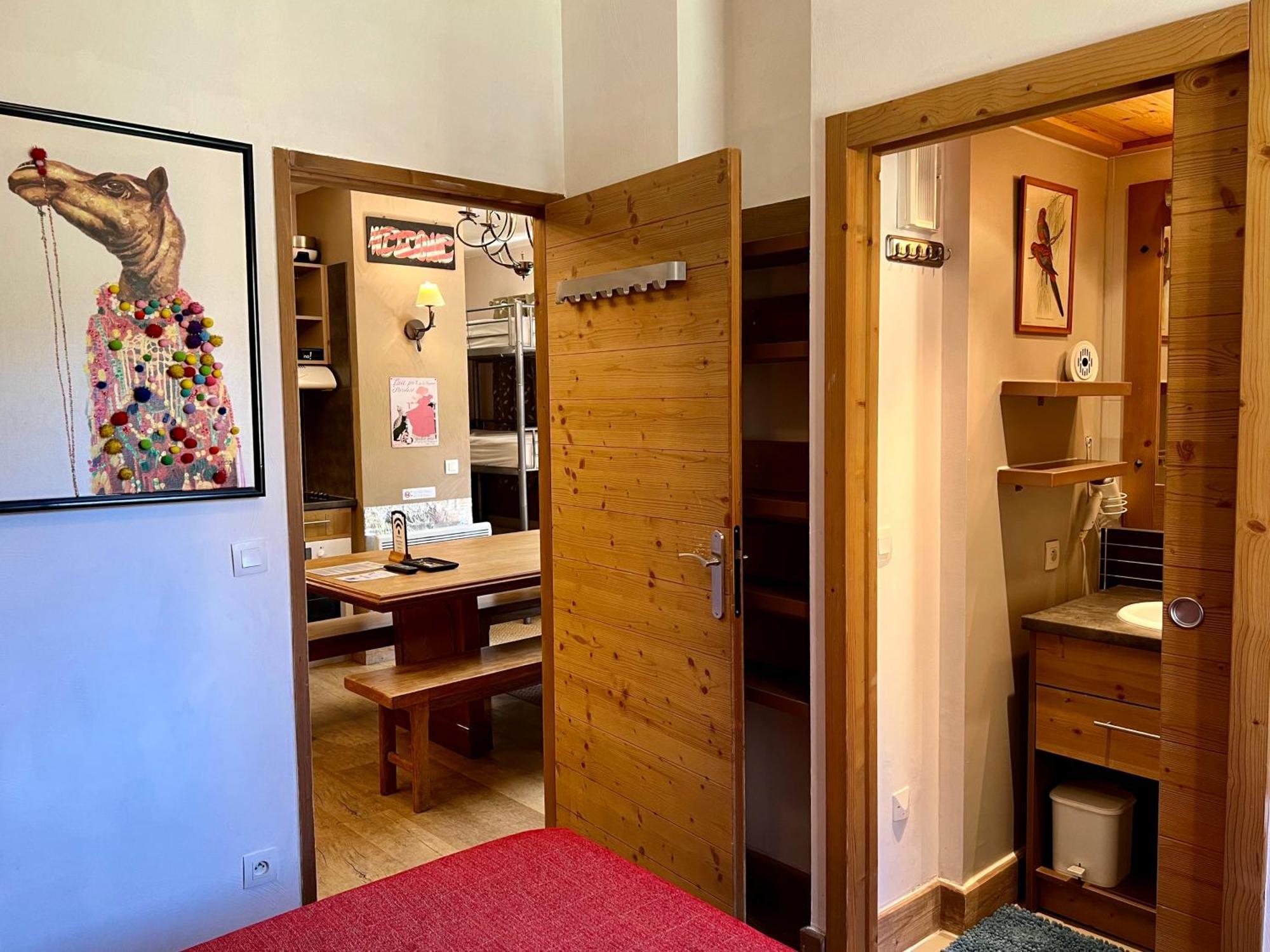 Risoulski Antares - Piscine Et Sauna Apartment